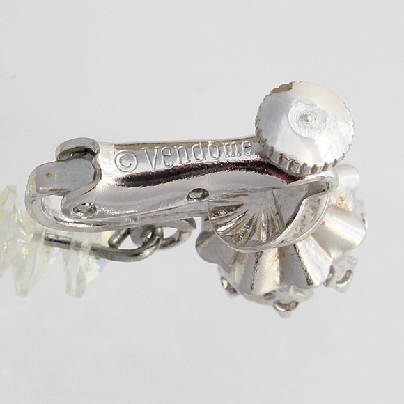 Vintage Vendome Aurora Borealis Crystal Clip On Earrings Iridescent Bead Dangle - Picture 4 of 5